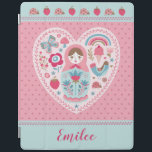 Niedlich Pink Matryoshka Russian Doll iPad Smart C iPad Hülle<br><div class="desc">Eine niedliche Matryoshka Russische Nistdoll schmückt dieses Ipad Smart Cover. Die Matryoshka ist in einer Herzform mit Vögeln,  Schmetterlingen und Blume. Niedlich für die Rückkehr in die Schule. Personalisieren Sie es mit Ihrem Namen. Entworfen für Sie von BlackBerry Boulevard.</div>