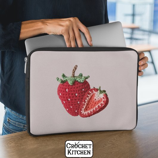 Niedlich Pink Minimal Granny Chic Crochet Strawber Laptopschutzhülle