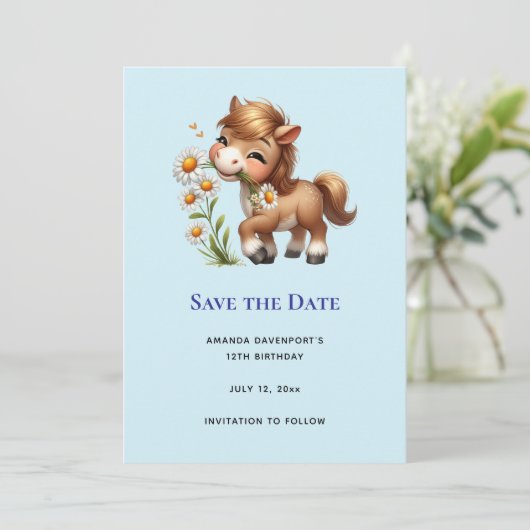 Niedlich Pony Eating Daisies Save The Date (Stehend Vorderseite)