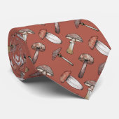 Niedlich Red Brown Mushroom Fungroom Pattern Neck  Krawatte (Gerollt)