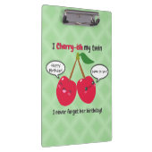 Niedlich Red Cherry Kawaii Twins Birthday Klemmbrett (Rechts)