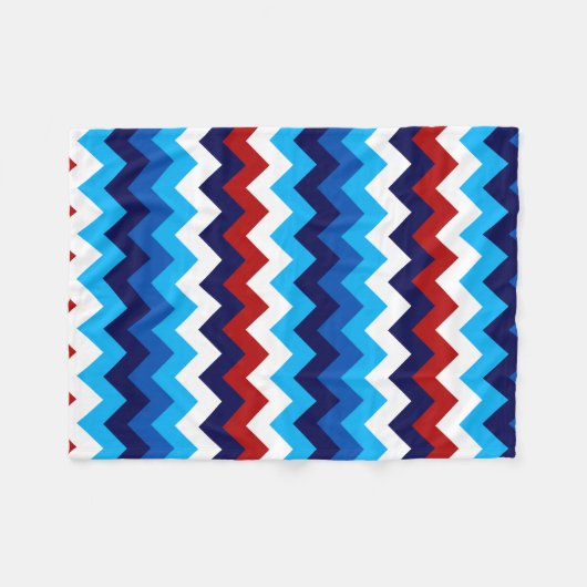 Niedlich Red White Chevrons Small Fleece Blanket (Vorderseite (Horizontal))