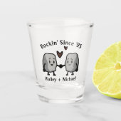 Niedlich Rock Pun Neuvermähltes Ehepaar Jubiläum Schnapsglas (Vorderseite)