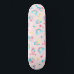 Niedlich rosa Aquamarine Einhornbahn Regenbogen Skateboard<br><div class="desc">Dieses niedliche und magische Muster ist perfekt für die lustige und trendige Frau oder das Mädchen. Es zeigt handgezeichnet Illustrationen von Einhörnern, Blume mit Blätter, Regenbögen und Sternschnuppen auf einem schlichten rosa Hintergrund. Das Design ist in Bläschen in Rosa, Rosa, Rosa, aquamarin-Grün, Perwinkelblau, lila, Gelb und Orange gehalten. Es ist...</div>