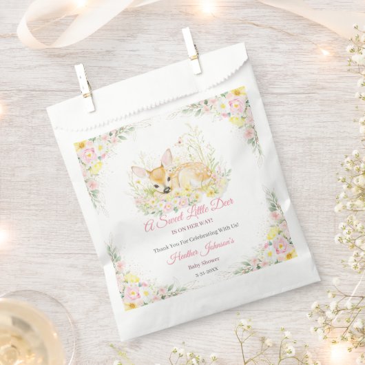 Niedlich-Rosa-Blumendärme Geschenktütchen (Ausgeschnitten)