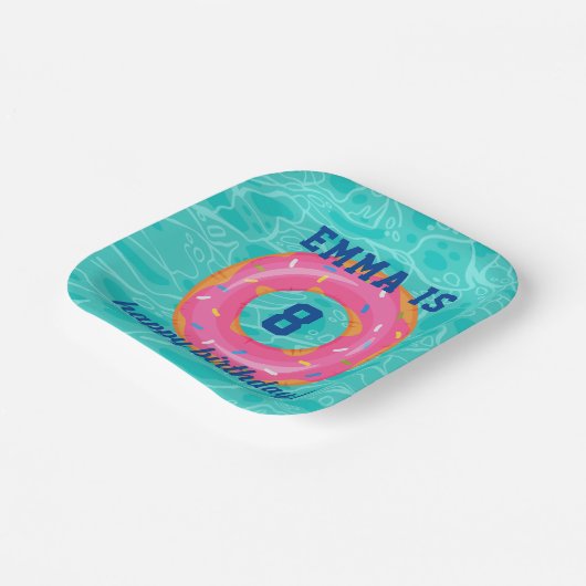 Niedlich rosa Donut Inner Tube Pool Party Geburtst Pappteller (Gewinkelt)