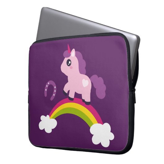 Niedlich rosa Einhorn auf einem Regenbogen Laptopschutzhülle (Vorderseite Links)