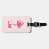 Niedlich rosa Flamingo auf gestreiftem Hintergrund Gepäckanhänger (Vorderseite horizontal)