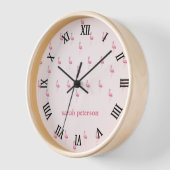 Niedlich rosa Flamingo individuelle Name pink Uhr (Winkel)