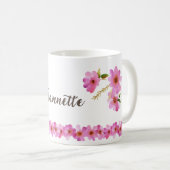 Niedlich rosa, florale Personalisierte Frauen Kaffeetasse (VorderseiteRechts)