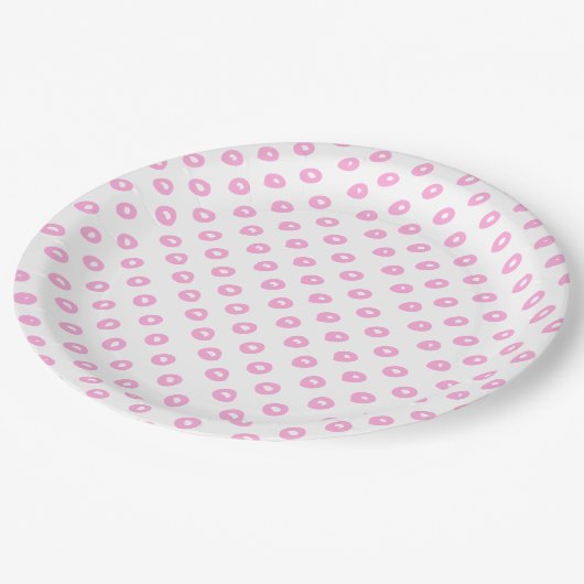 Niedlich rosa Punkt | Kinderdusche oder Kindergebu Pappteller (Schrägansicht)