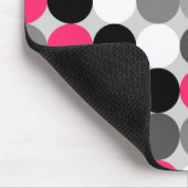 Niedlich rosa, schwarz-weiße Punkte Vektormuster Mousepad (Ecke)
