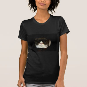 Niedlich Schwarz-Weiß-Kitten T-Shirt