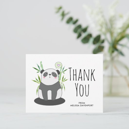Niedlich Schwarz & Weiß Panda in Bamboo Vielen Dan Postkarte (Stehend Vorderseite)