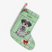 Niedlich Shih Tzu Boy Green Wood Monogram Kleiner Weihnachtsstrumpf (Vorderansicht (hängend))