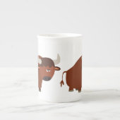Niedlich Shy Cartoon Bull China Tasse (Vorderseite)