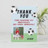 Niedlich Soccer Balls Kindergeburtstag Foto Dankeskarte (Stehend Vorderseite)