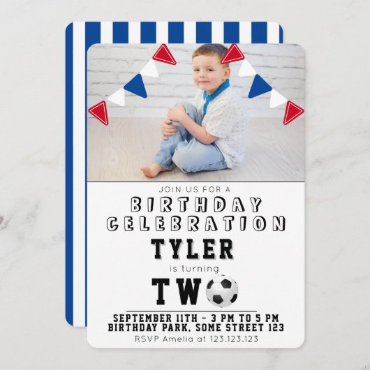 Niedlich Soccer Football Kids Foto 2. Geburtstag Einladung (Vorne/Hinten)