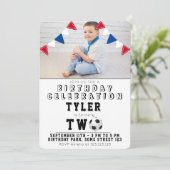 Niedlich Soccer Football Kids Foto 2. Geburtstag Einladung (Stehend Vorderseite)