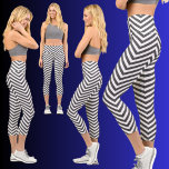 Niedlich Stilvoll Schwarz-weißes Abstraktes Muster Capri Leggings<br><div class="desc">Niedliches,  stilvolles Schwarz-Weiß Abstraktes Muster Capri Leggings.</div>