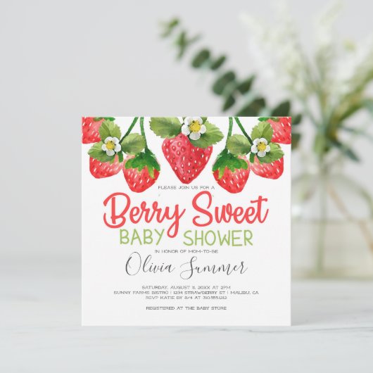 Niedlich Strawberry Berry Sweet Gingham Baby Dusch Einladung (Stehend Vorderseite)