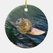 Niedlich Surfen Chipmunk Keramikornament (Hinten)