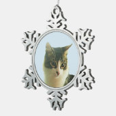 Niedlich Tabby Cat Face Schneeflocken Zinn-Ornament (Rechts)