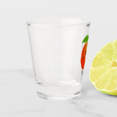 Niedlich tanzende Apfel-Cartoon-Abbildung Schnapsglas (Links)