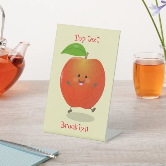 Niedlich tanzende Apfel-Cartoon-Abbildung Sockelschild (In SItu)
