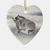 Niedlich Tiny Donkey Foal in Snow Keramik Ornament (Rechts)