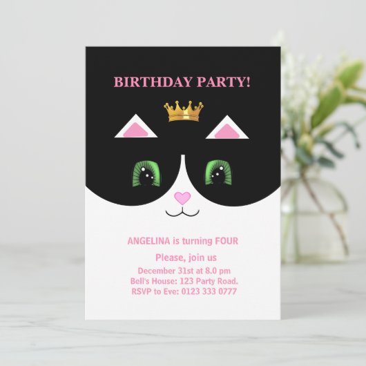 Niedlich Tuxedo Katze Einladung (Stehend Vorderseite)