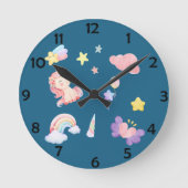 Niedlich Unicorn Rainbow Herzballon Sternmuster Runde Wanduhr (Vorderseite)