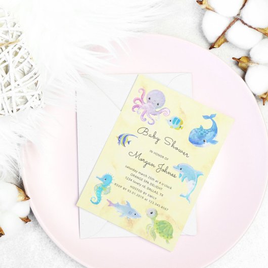 Niedlich unter dem Meereswasser Kinderdusche laden