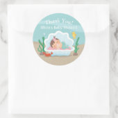 Niedlich unter der Meerjungfrau Babyduschkleber Runder Aufkleber (Tasche)