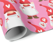 Niedlich Valentine Girl Gnome Pattern Geschenkpapier (Rolleneckpunkt)