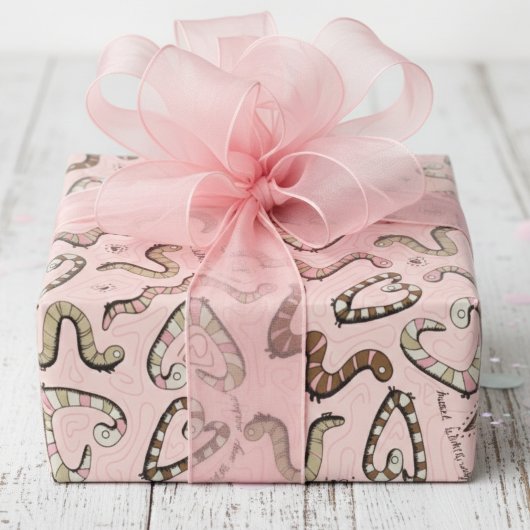 Niedlich- & whimsical Pink Heart Worm ing Wishings Geschenkpapier
