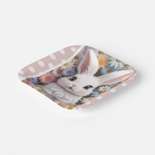 Niedlich White Bunny Pastel Daisy Blume Pappteller (Gewinkelt)