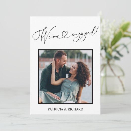 Niedlich Wir sind Verlobt Verlobung Ankündigung Fo (Stehend Vorderseite)