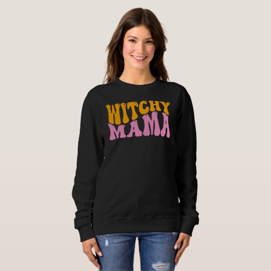 Niedlich Witchy Mama Mama Halloween Sweatshirt (Vorne ganz)