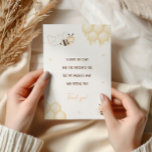 Niedlich Yellow Bee Honey First Bee Day Dankeschön Einladung<br><div class="desc">Vielen Dank an Ihre Gäste im Stil mit dieser Niedlichen Yellow Bee Honey First Bee Day Dankeschön Card! Mit einem fröhlichen Bienendesign und der Nachricht "Danke" ist diese Karte der perfekte Weg, um Ihre Wertschätzung für ihre Anwesenheit bei der besonderen Feier Ihres kleinen zu zeigen. Mit seinem hübschen Design und...</div>