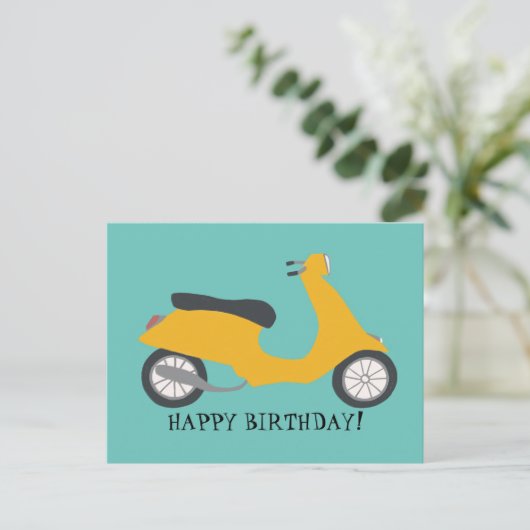 Niedlich Yellow Scooter HAPPY BIRTHDAY CUSTOM Postkarte (Stehend Vorderseite)