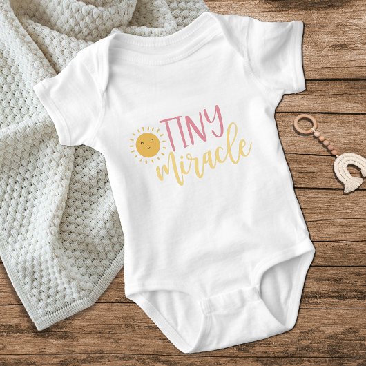 Niedlich Yellow Sun Tiny Miracle Baby Strampler