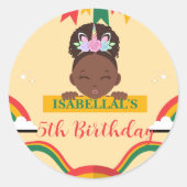 Niedliche afro einhornamerikanische Mädchen Geburt Runder Aufkleber (Vorderseite)