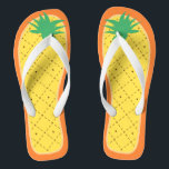 Niedliche Ananas Sommer Tropische Früchte Stil Badesandalen<br><div class="desc">Diese hübsche "Niedliche Ananas Funny Summer Tropical Obits Stylish Unique Design" Dreh Flop ist definitiv ein hübsches Geschenk für Sie oder Freunde in dieser Sommersaison. (Sie können diesem Design Text, Monogramm oder Namen hinzufügen, indem Sie auf die Schaltfläche Anpassen) Weitere Designs Sie mögen:</div>