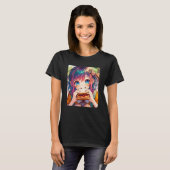 Niedliche Anime Girl isst einen Erdnussbutter und T-Shirt (Vorne ganz)