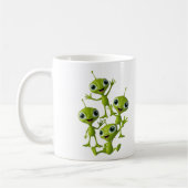 Niedliche animierte Außerirdischen Kaffeetasse (Links)