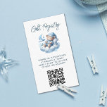 Niedliche Aquarellbär Babydusche QR-Code Begleitkarte<br><div class="desc">Mit einem niedlichen Aquarellbaby,  das auf einer Wolke schläft,  eignet sich diese reizvolle Geschenkgutscheine-Eintrittskarte perfekt für Babyduschen und erweckt die Essenz süßer Träume und neuer Anfänge. Helfen Sie Ihren Lieben,  ihre Geschenkreise nahtlos mit einem einfach zu scannenden QR-Code zu bewältigen.</div>