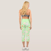 Niedliche Aquarellfarben Daisy Pattern Grün Capri Leggings (Rückseite)