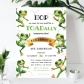 Niedliche Aquarellfrösche jagen über jeden Geburts Einladung