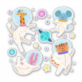 Niedliche Astronautentiere schwimmen im Weltraum Aufkleber (Vorderseite)